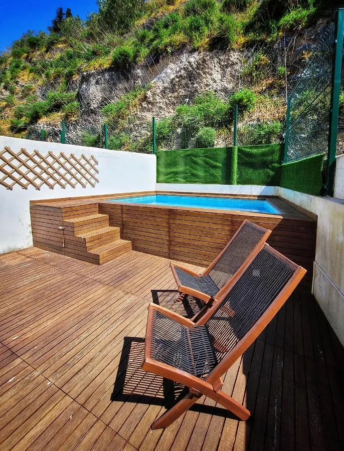 Prazeres Pool Residence Lisboa 0*,